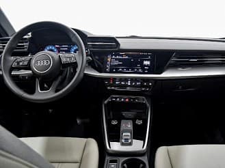 Audi A3 Premium AWD photo 4
