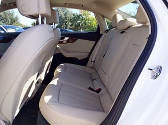 Audi A4 Premium AWD photo 7